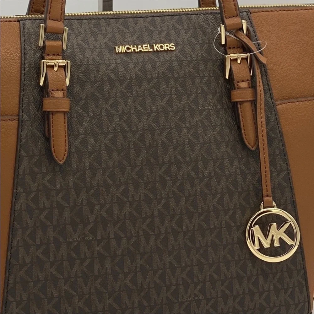 MICHAEL KORS CHARLOTTE LG TZ TOTE BROWN